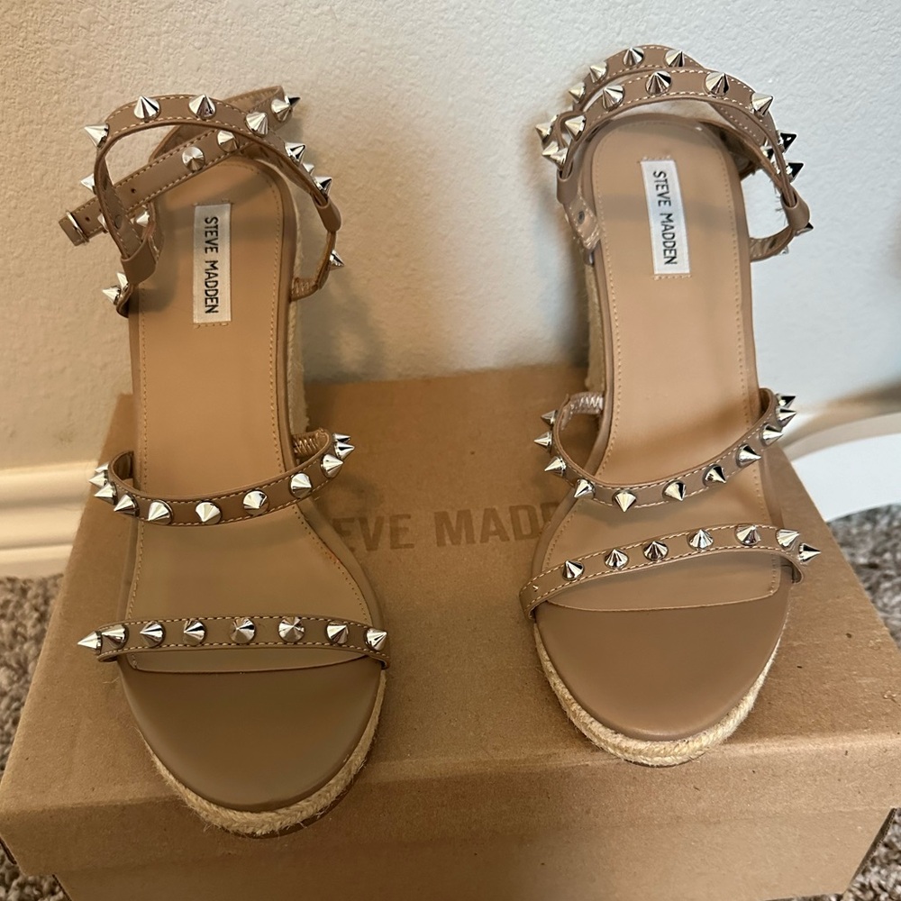 Nude Studded Steve Madden Wedges